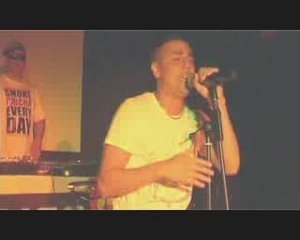 RYES JE L AIME A MOURIR LIVE AU REX