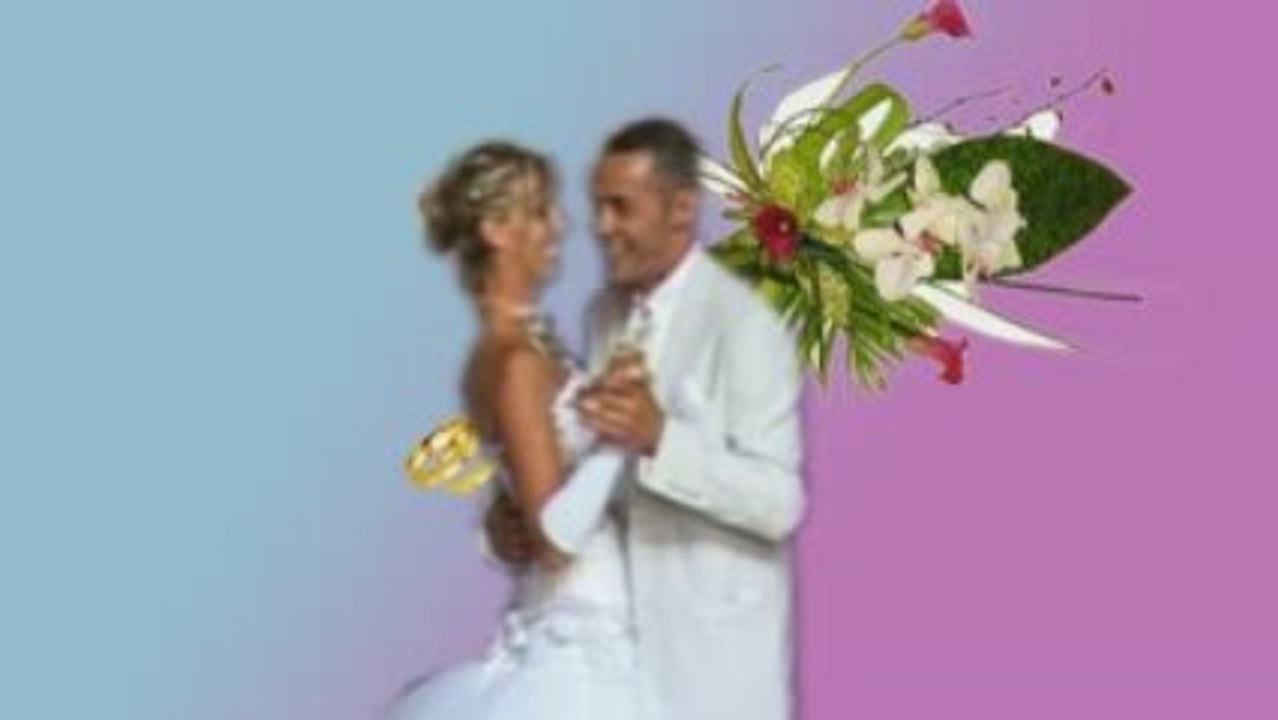 AMOUREUSEMENT VOTRE  -  MARIAGE ALEXIA ET JULIEN