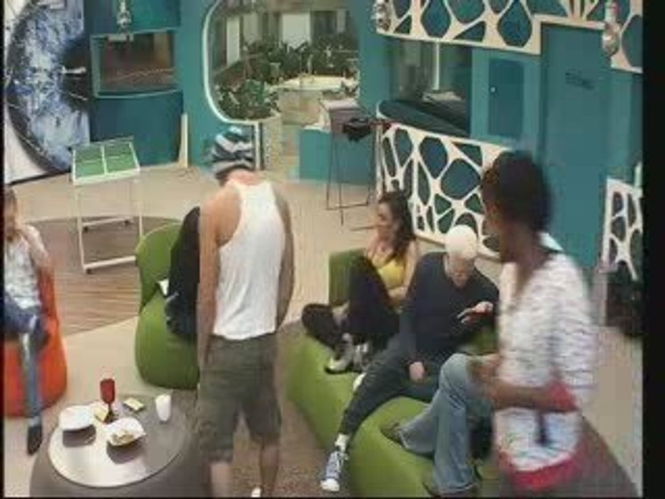 Rachel Decides on Mo & Sara for Bunraku Task