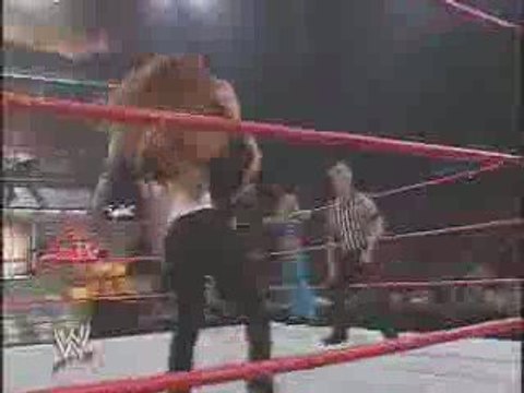 The other Divas talk about Trish Lita