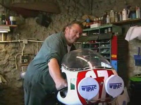 Royal Enfield chez Auvergne Motos Classiques