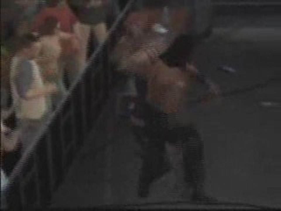 Big Show vs. Great Khali - Part 2