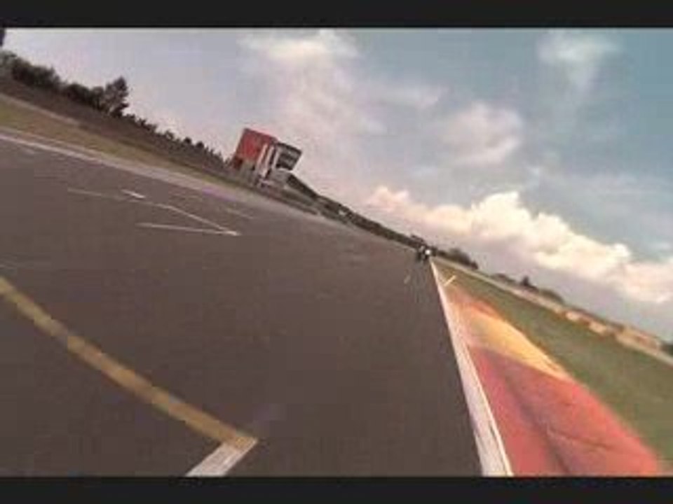Nogaro bourre R1 K9