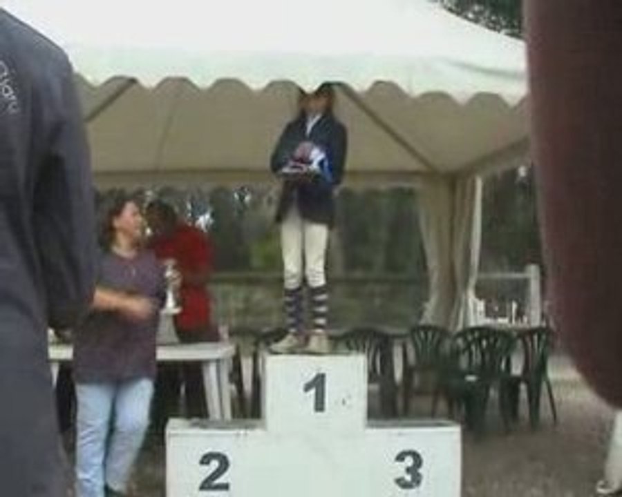 20090914 JULIETTE PODIUM