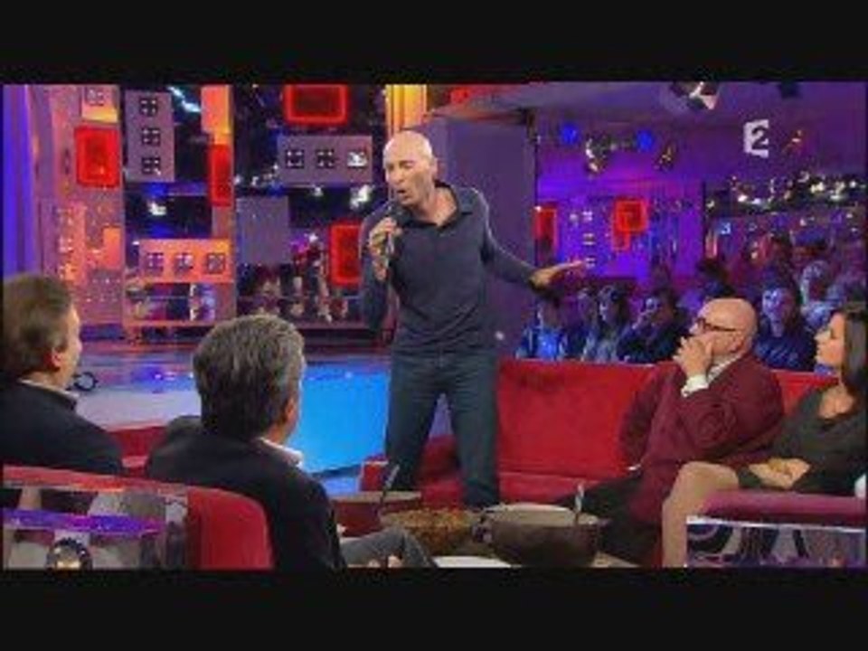 Nicolas Canteloup - décortique l'actualité- Vivement Dim