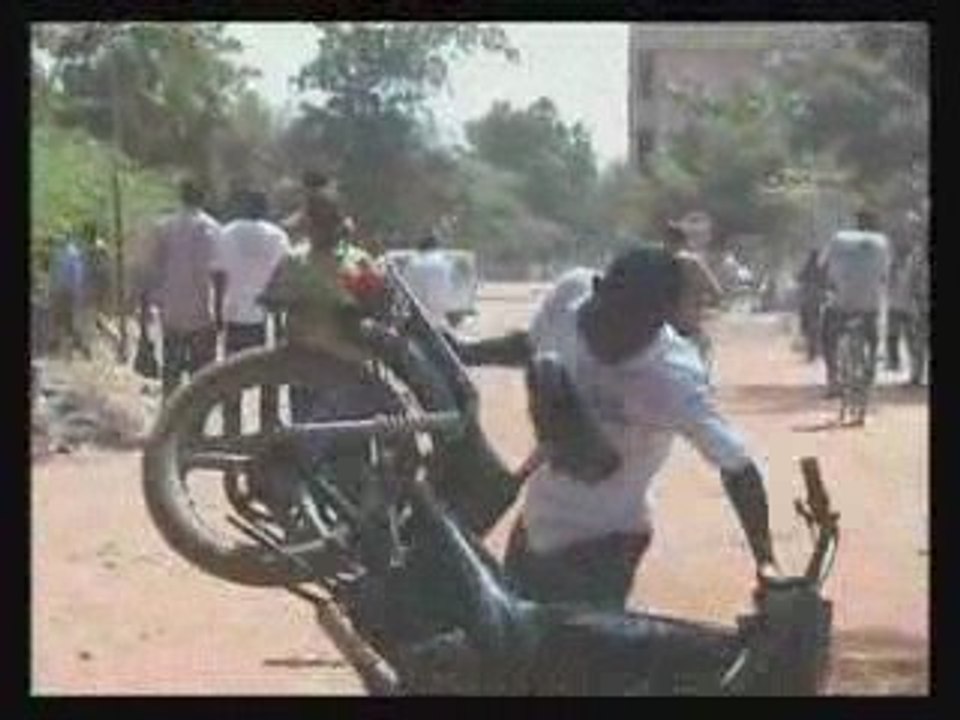 Don Sharp chante Campus du Faso