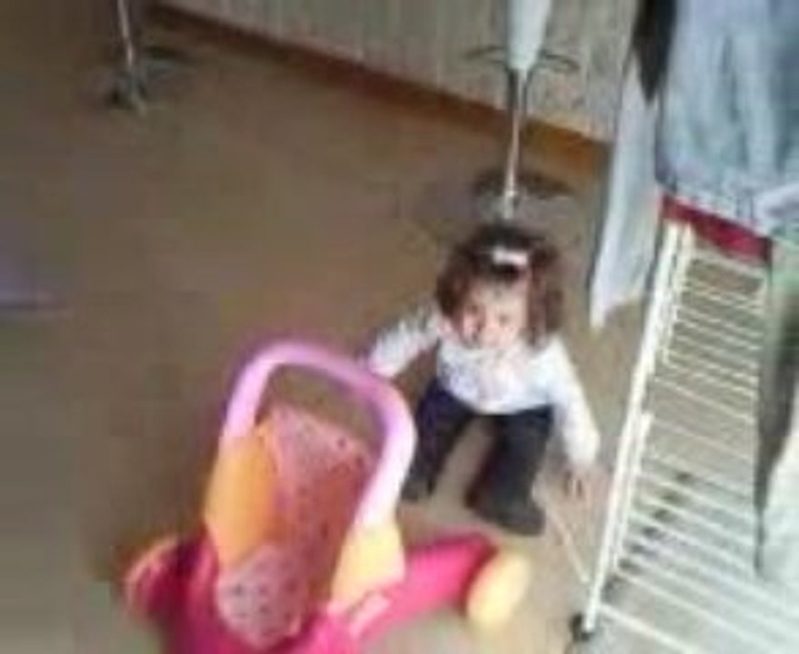 Elisa et son pousseur (2)