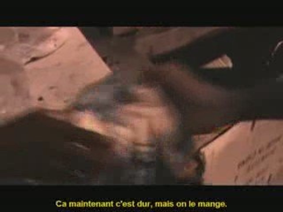 Aux portes de la citadelle : les exilés de Patras [HD]