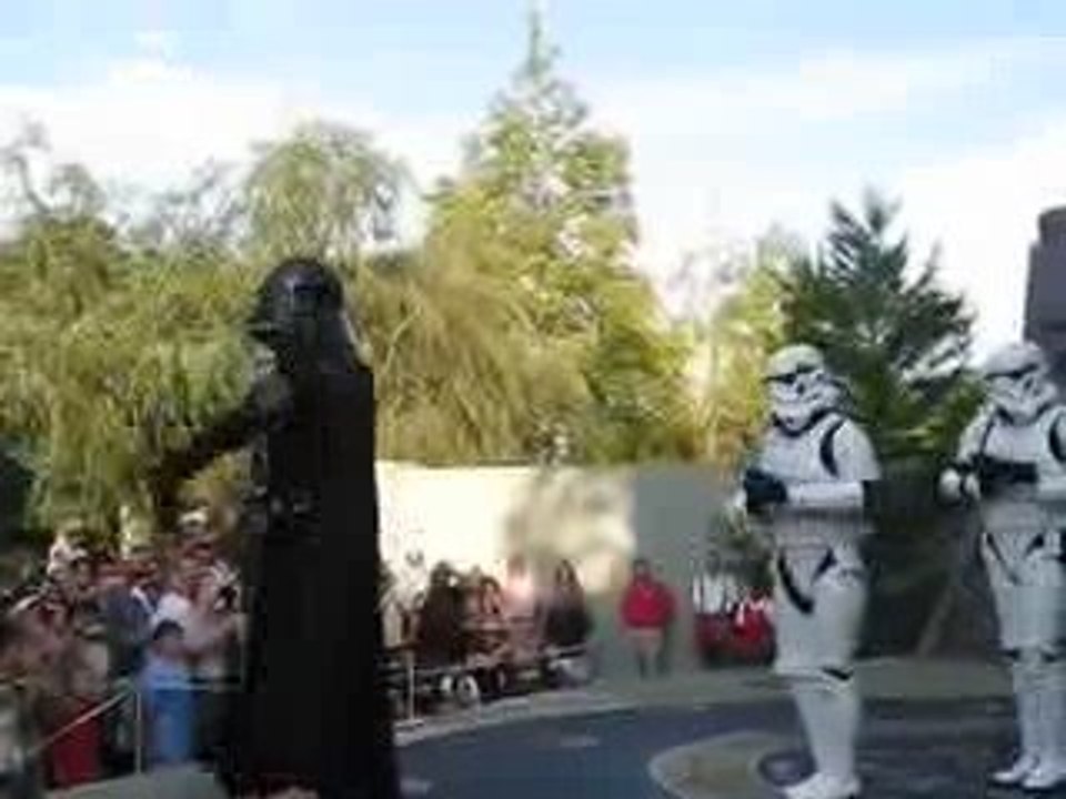 dance dark