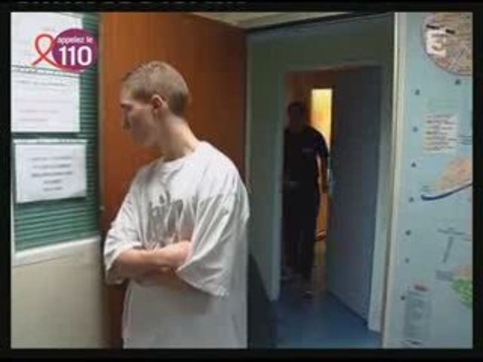 strip-tease : police et polissons 1 (2)