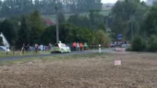 marc amourette en C2 super 1600 au rallye du val de bresle