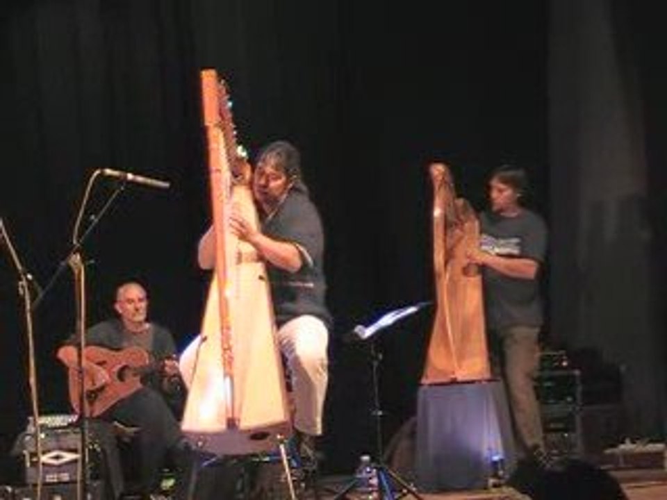 Dremmwel / Ledesma  "Aka'e Para"