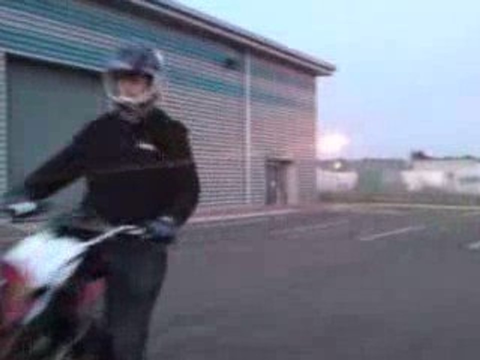 pitbike stunt