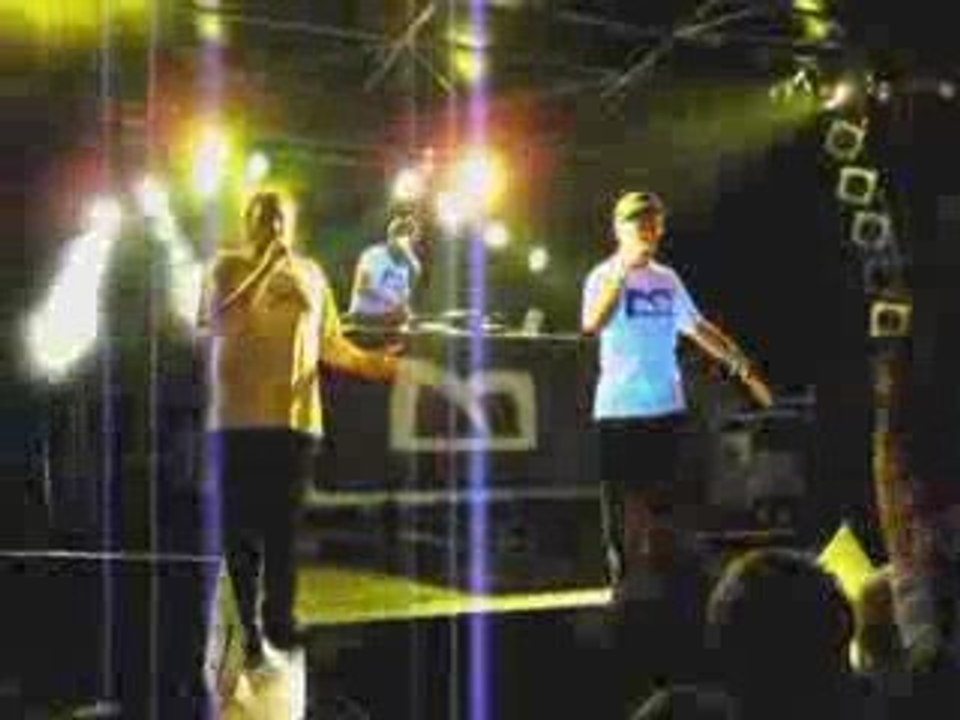 Pitvalid - Double Time (live @ Green Beach 09)