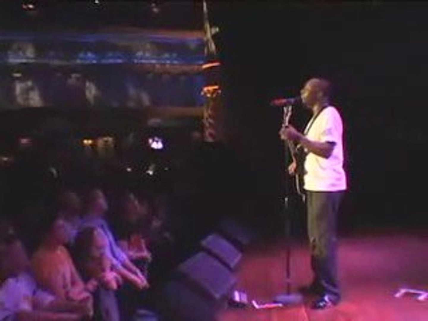 Wyclef performs Gunpowder in Chicago
