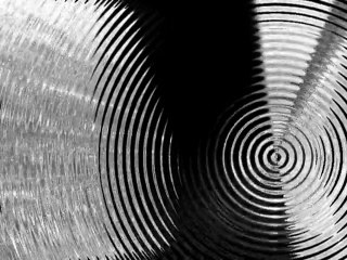 Évier en Inondation : Une Situation Chaotique 🚰