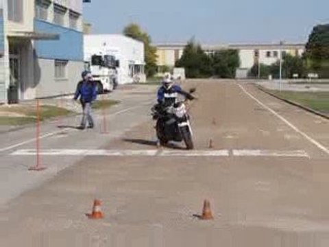 Kkwette passe son permis - parcours lent