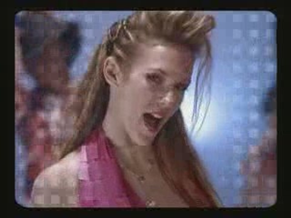 CLIP LORIE - LA POSITIVE ATTITUDE (2004)