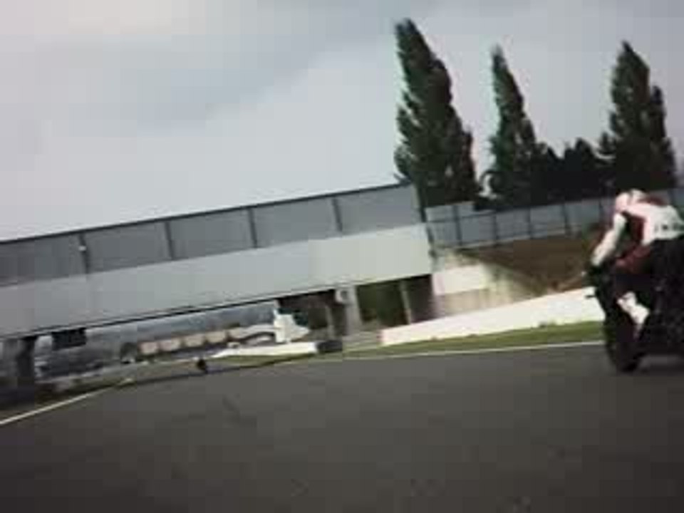 magny-cours avec ambiance paddock