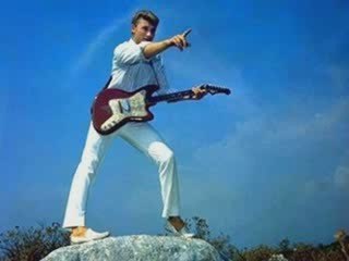 Pour mon Ami J.R.... ELLE EST TERRIBLE