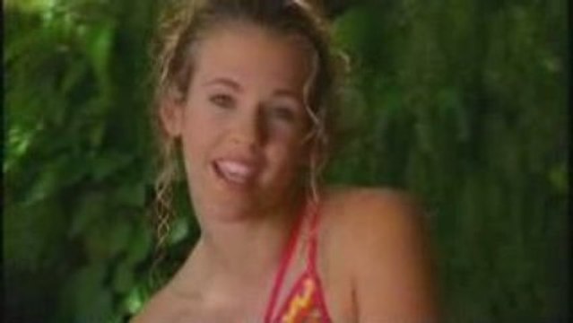 CLIP LORIE - JE SERAI (TA MEILLEURE AMIE) (2001)