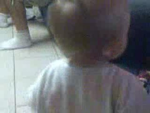 mon ptit loup qui marche