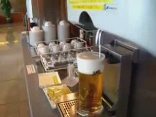 Amazing Japanese beer machine (from Pud)