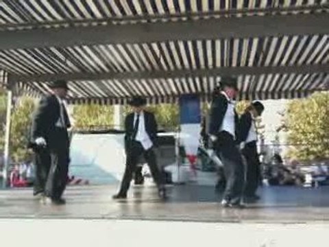 SUPER CHORé SUR M. JACKSON