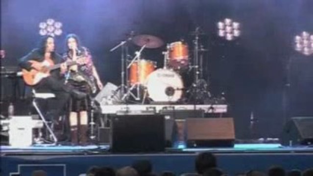 Si Se Calla El Cantor (Live Arènes de Nîmes - Juillet 2009)