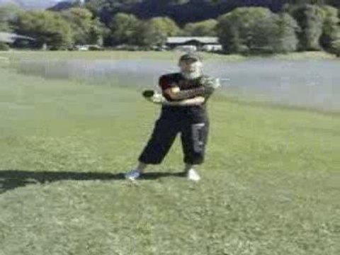 Bar Juggling - Party trick: Juggling with a liquor bottle