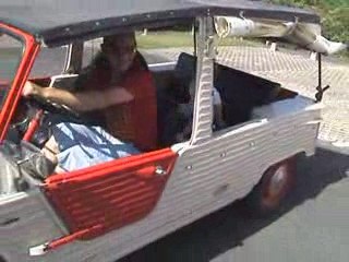 Tenaya dans la Méhari !