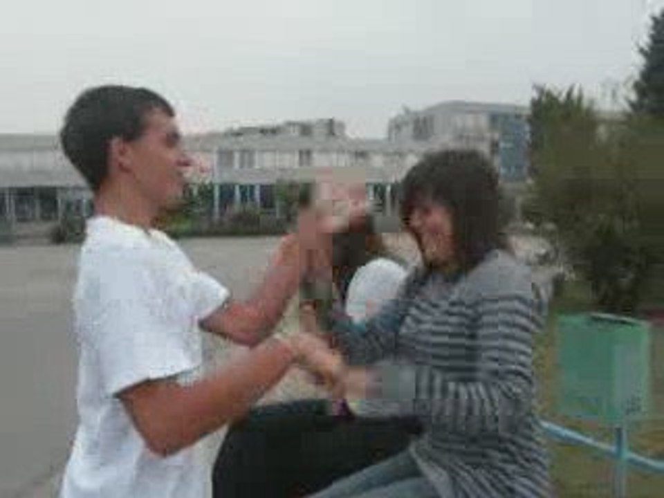 8heures à 9heures. (enmerde total)