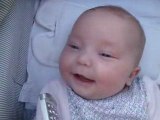 Fou rire  EMMY 2 MOIS ET DEMIE