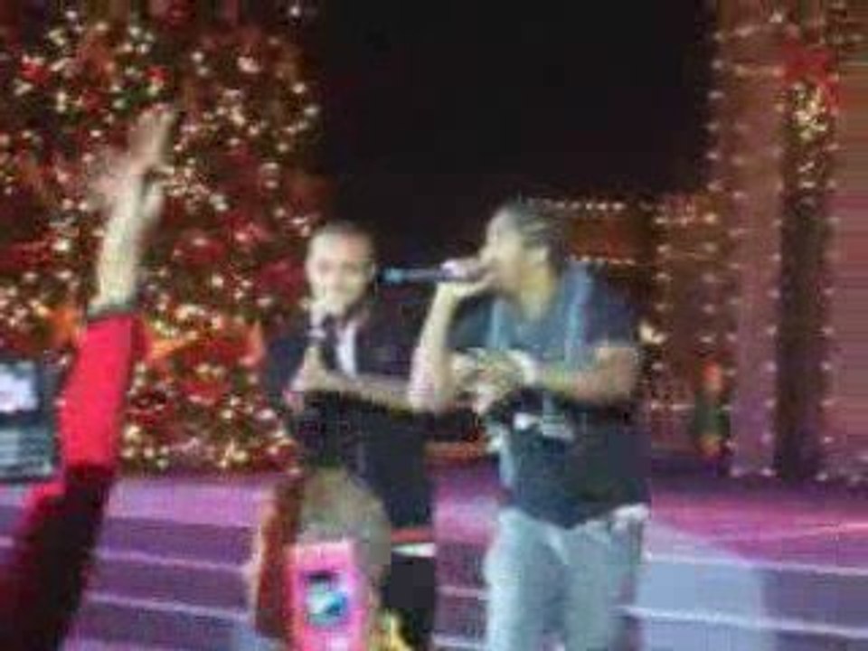 Bow Wow and Omarion- Girlfriend Live BET