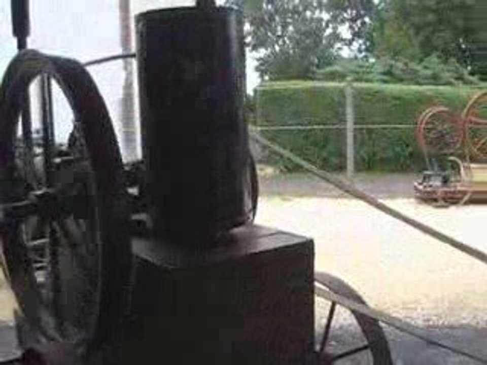 Vieux moteur Brouhot 1890