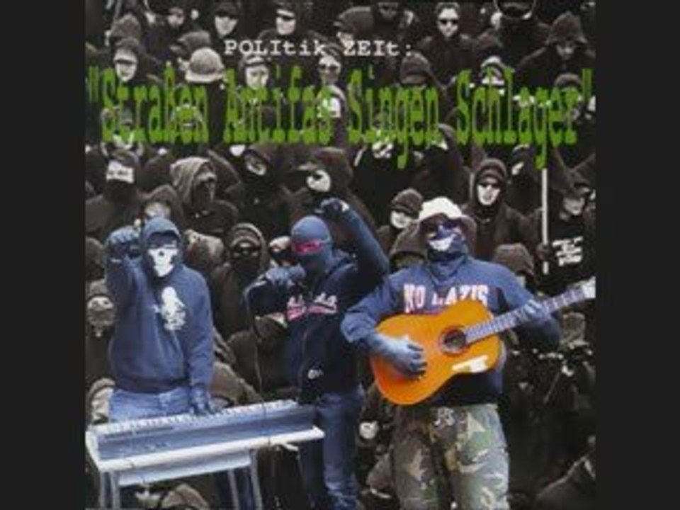 Straßen Antifas Singen Schlager - Riot