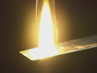 Сравнение температур воспламенения белого и красного фосфора