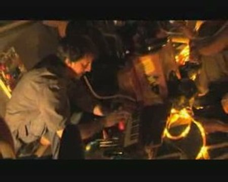 Chapi Chapo - Horse on a Rock