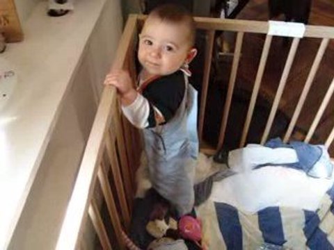 Diego debout pour la première fois