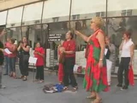 Grève des parents d'élèves du collège R-Rolland (Nîmes)