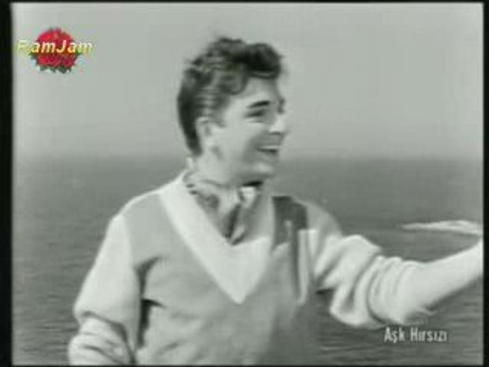 Zeki Müren - Söğüt dalından incesin