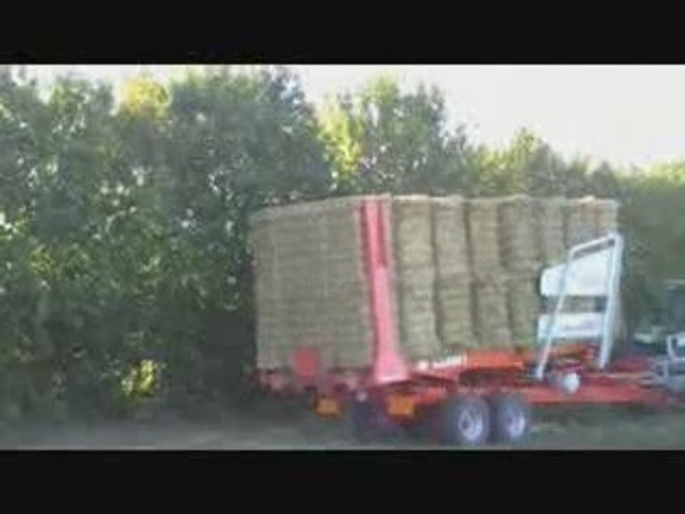 ramasseuse de bottes cubiques arcusin