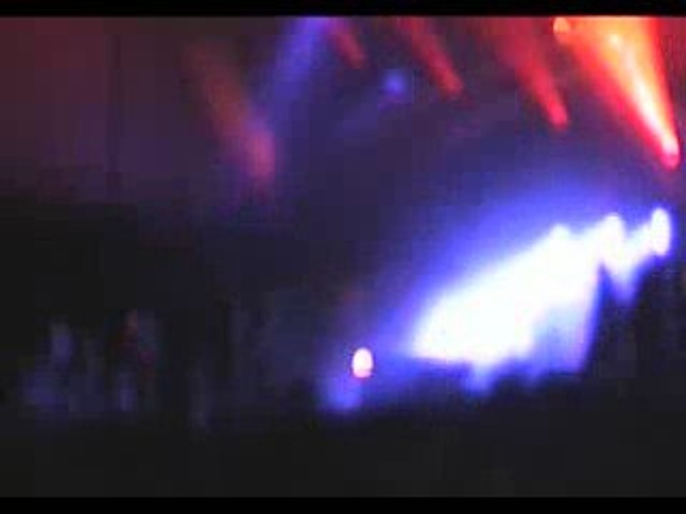 THE END OF OASIS AT BLOC PARTY'S 8 CONCERT AT ROCK EN SEINE