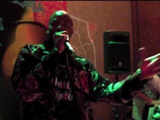 GHETTO CHRISTO  au 104 avec Master, Djez