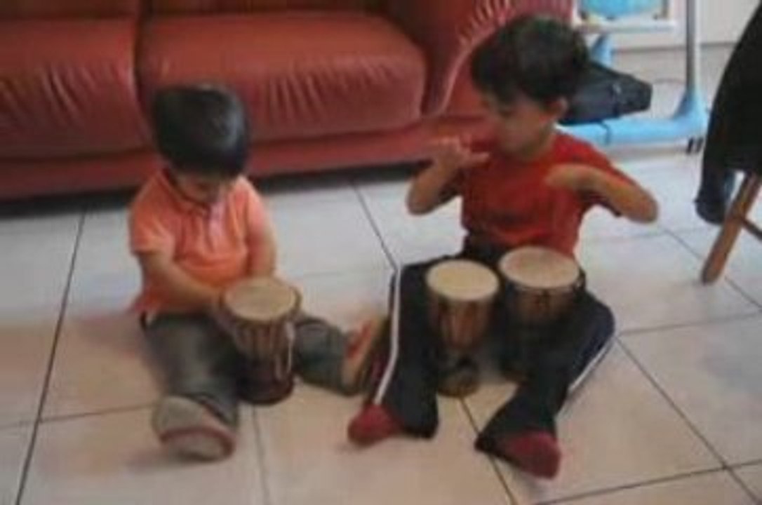 Mes zouzous jouent du jumbé