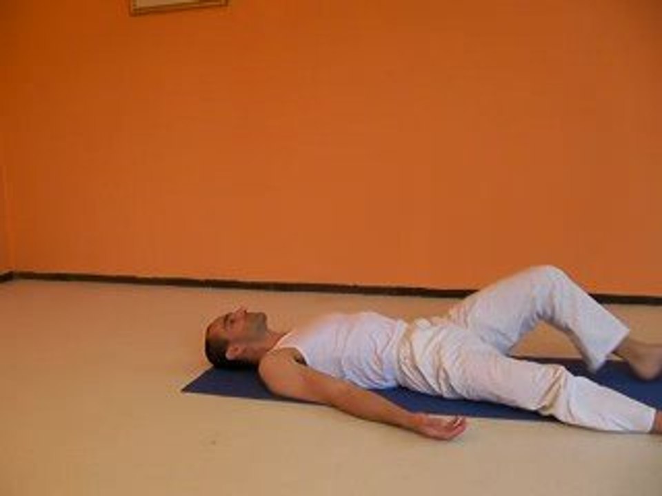 Bauchmuskeluebungen aus dem Yoga
