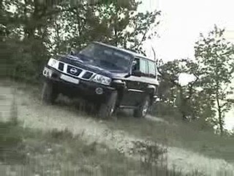Nissan patrol y61 3.0 litres long noir par nissan cahors