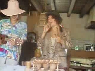 tanina and sarah singing "don't worry be happy'