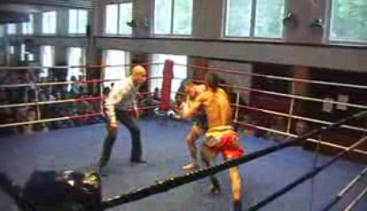 Boulef Mohamed boxe thai K.O