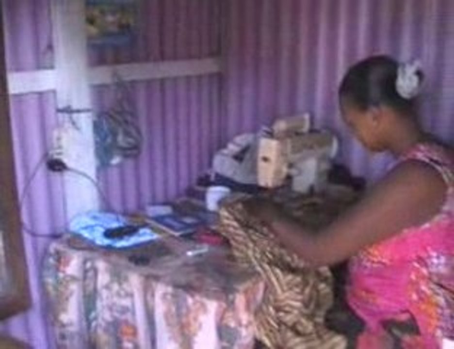 Le microcrédit finance une épicerie de quartier Madagascar